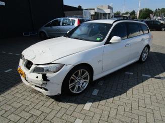 Unfall Kfz Van BMW 3-serie 318 D  ( M LINE ) 2012/1