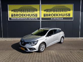 Schade scooter Renault Mégane 1.5 dCi Eco2 Limited 2017/11