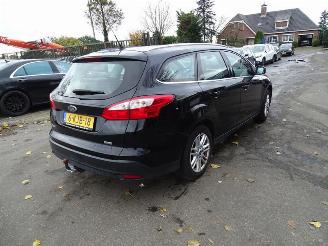 damaged commercial vehicles Ford Focus Wagon 1.0 Ti-VCT EcoBoost 12V 125 2013/5