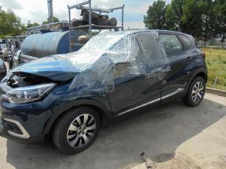 Voiture accidenté Renault Captur Captur (2R), SUV, 2013 0.9 Energy TCE 12V 2017/2