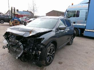 damaged commercial vehicles Nissan X-Trail 1.6 Tekna 2018/4