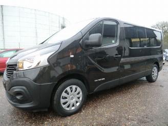damaged bicycles Renault Trafic VERKOCHT 2017/5