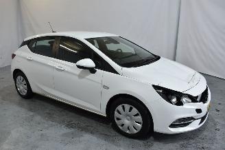 ocasión vehículos comerciales Opel Astra 1.2 Bns Edition 2020/9
