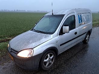 damaged commercial vehicles Opel Combo 1.3 cdti 2005/11