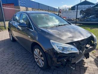 škoda dodávky Opel Astra Astra J (PC6/PD6/PE6/PF6), Hatchback 5-drs, 2009 / 2015 1.4 Turbo 16V 2011/11