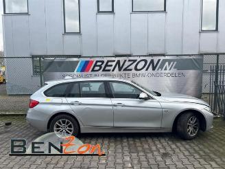škoda dodávky BMW 3-serie  2013/11