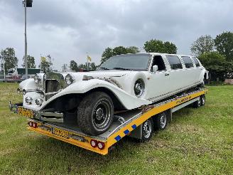 damaged caravans Lincoln Excalibur LIMOUSINE V8 ZEER UNIEK !!! 1995/1