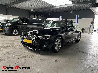 krockskadad bil auto BMW 3-serie 318i Luxury Edition NL NAP! BTW! 2018/8