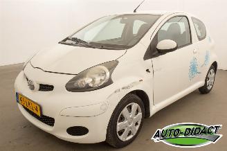 damaged commercial vehicles Toyota Aygo 1.0-12V Airco Access 2009/6