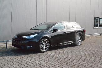 Purkuautot commercial vehicles Toyota Avensis Toyota Avensis Touring Sports Edition-S Navi Klima Voll 2016/12