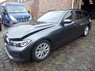 damaged commercial vehicles BMW 3-serie Touring 2020/6