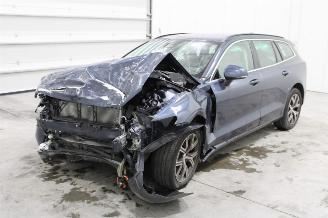danneggiata veicoli commerciali Volvo V-60 V60 2022/9
