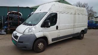 damaged commercial vehicles Peugeot Boxer 2007 2.2 HDI 4HU Wit 249 EWP onderdelen 2007/2