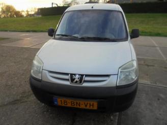 Vaurioauto  commercial vehicles Peugeot Partner Partner, Van, 1996 / 2015 2.0 HDI 2004/7
