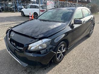 danneggiata veicoli commerciali Mercedes A-klasse  2017/1
