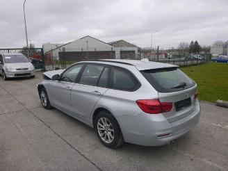 Schade bestelwagen BMW 3-serie BUSINESS PACK 2019/1