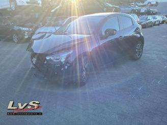 Coche accidentado Mazda 2 2 (DJ/DL), Hatchback, 2014 1.5 SkyActiv-G 90 2016/6